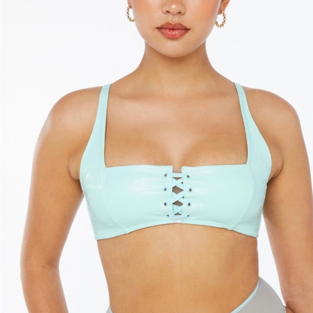 Savage fenty light blue queen of the galaxy bralette large